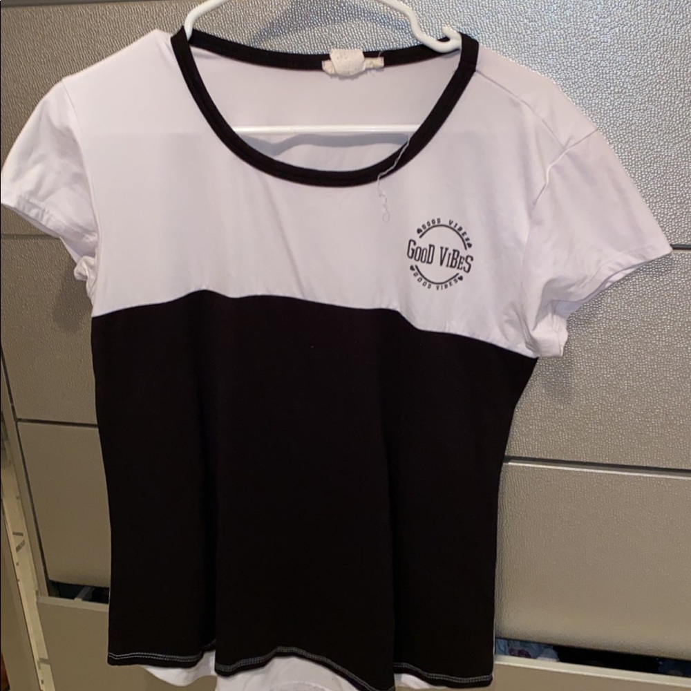 It’s a shirt - Picture 1 of 1